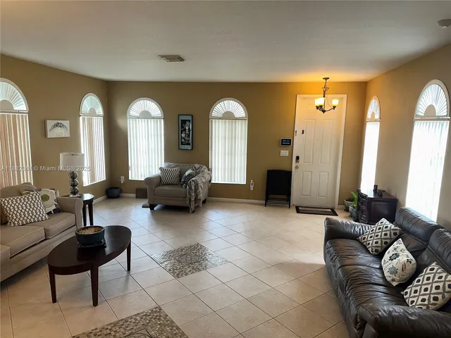 $650,000 | 13986 Southwest 276th Way, Homestead, FL 33032