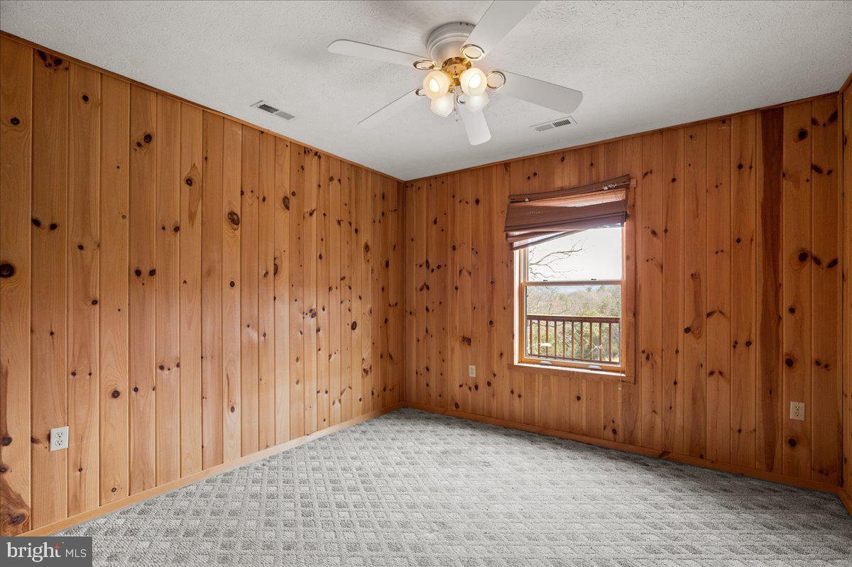 325 Coyote Run Mathias, WV 26812 - Photo 35 of 45 Gallery Image 35