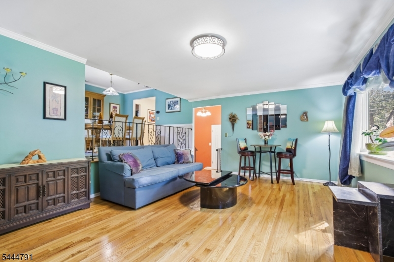 43 Misty Mountain Road Randolph, NJ 07869 - Photo 8 of 37