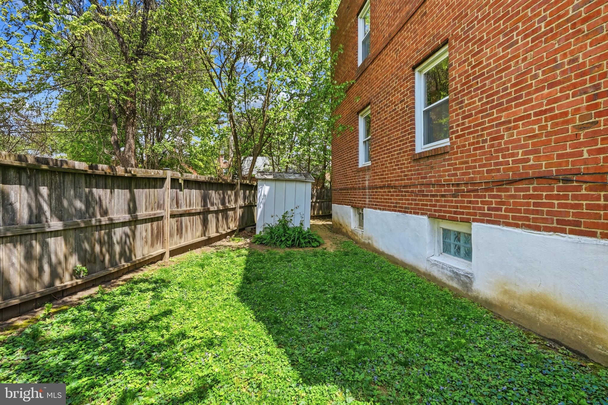 3612 Evergreen Avenue Baltimore, MD 21206 - Photo 37 of 44 nice private shaded side yard