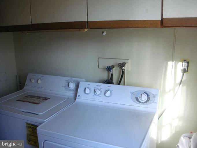 8415 Rugby Road Manassas Park, VA 20111 - Photo 14 of 25 Laundry Area 1