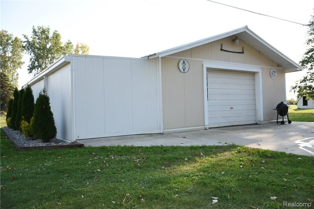 10035 Reid Road Swartz Creek, MI 48473 - Photo 19 of 63 DSC_3190.JPG