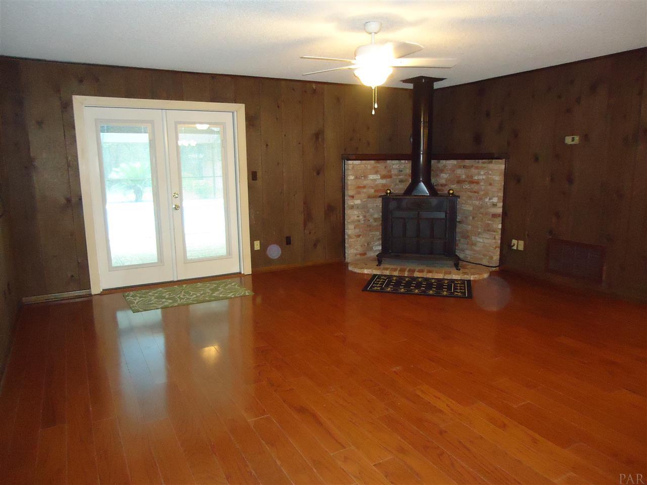 7245 Heath Road Milton, FL 32570 - Photo 3 of 23 Gallery Image 3