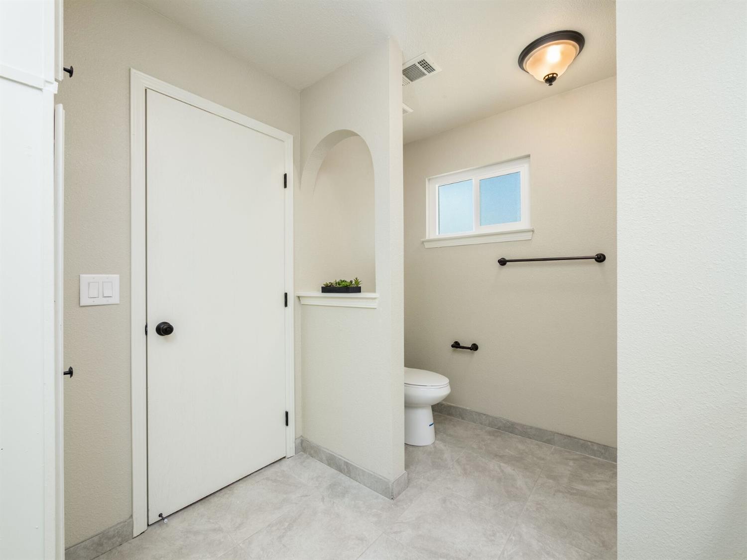1318 Del Altair Avenue Reedley, CA 93654 - Photo 13 of 32 Gallery Image 13