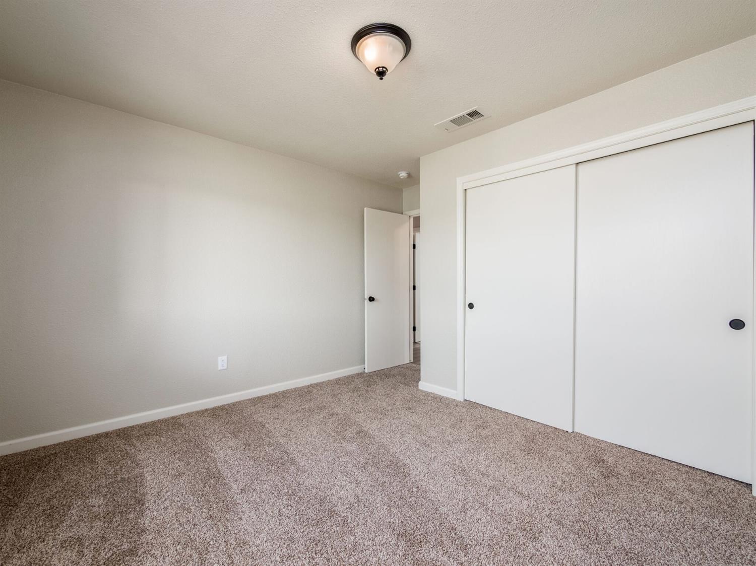 1318 Del Altair Avenue Reedley, CA 93654 - Photo 21 of 32 Gallery Image 21