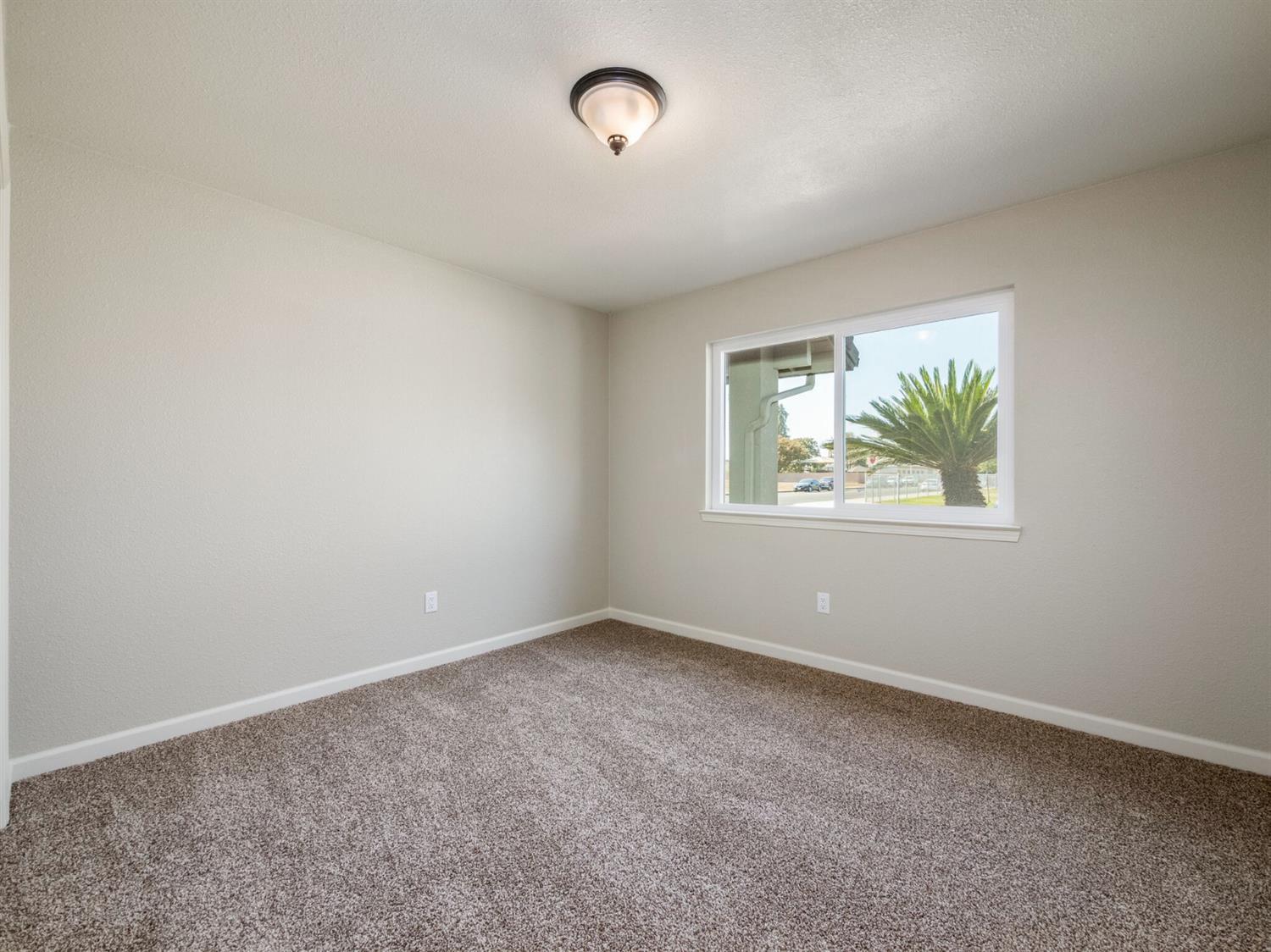 1318 Del Altair Avenue Reedley, CA 93654 - Photo 22 of 32 Gallery Image 22