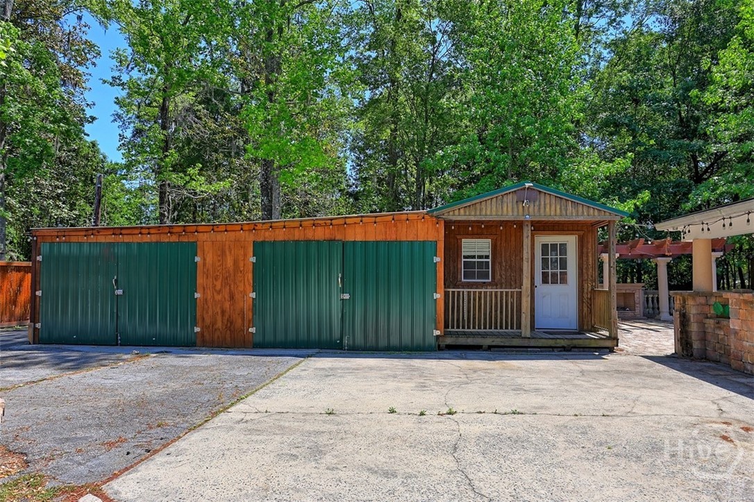 113 Country Lane Pooler, GA 31322 - Photo 3 of 51 Oversized garage w/separate office--You could run a business out of here!