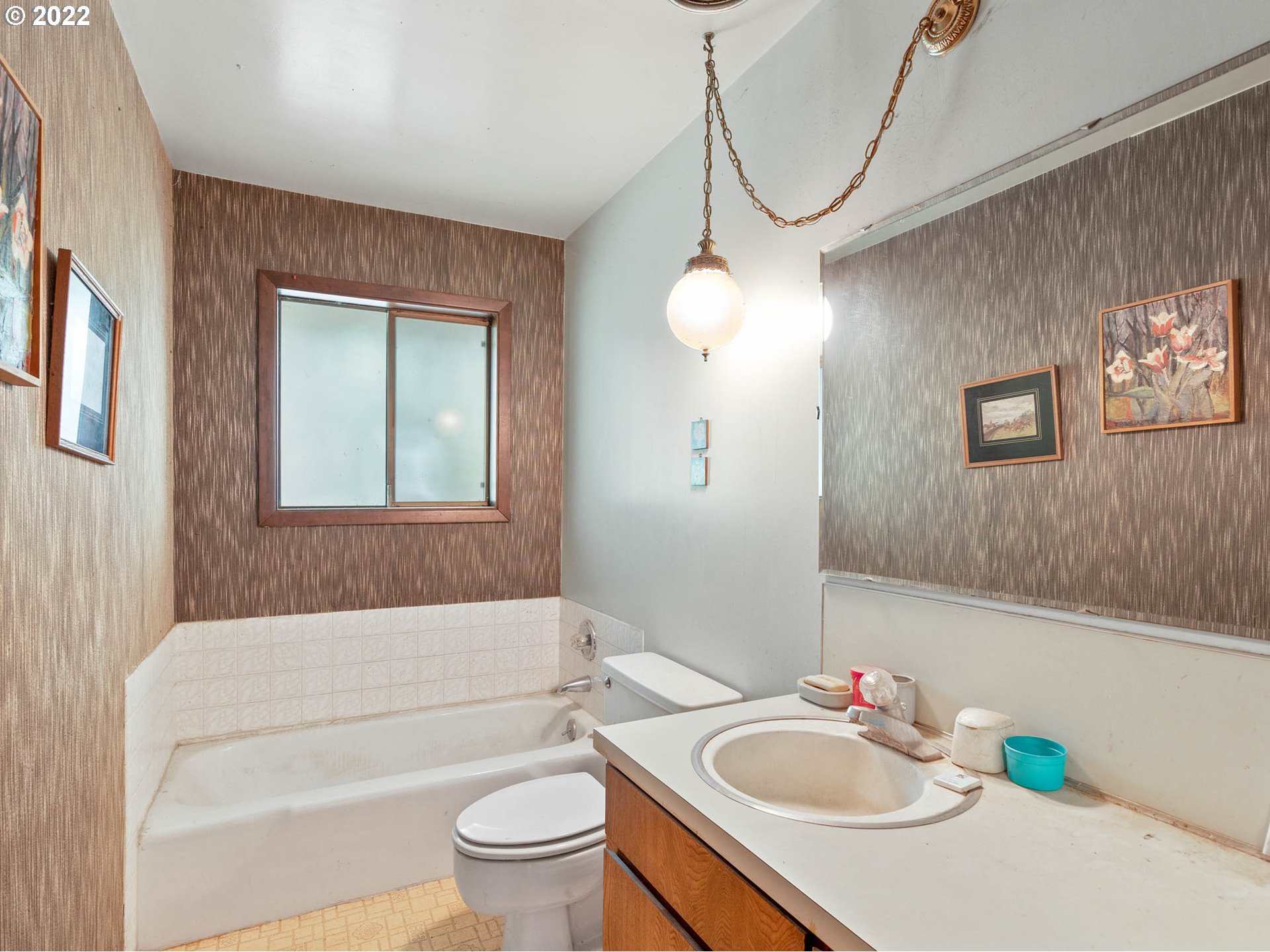 10960 Northwest Valley Vista Road Hillsboro, OR 97124 - Photo 20 of 32