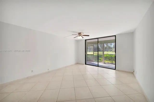 $248,000 | 2450 DC Country Club Boulevard, Unit 109B, Deerfield Beach, FL 33442