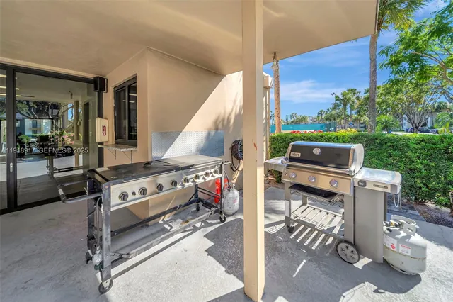 $248,000 | 2450 DC Country Club Boulevard, Unit 109B, Deerfield Beach, FL 33442