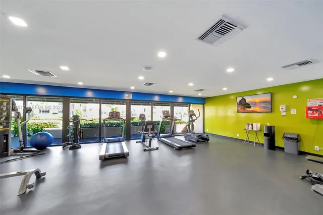 $248,000 | 2450 DC Country Club Boulevard, Unit 109B, Deerfield Beach, FL 33442