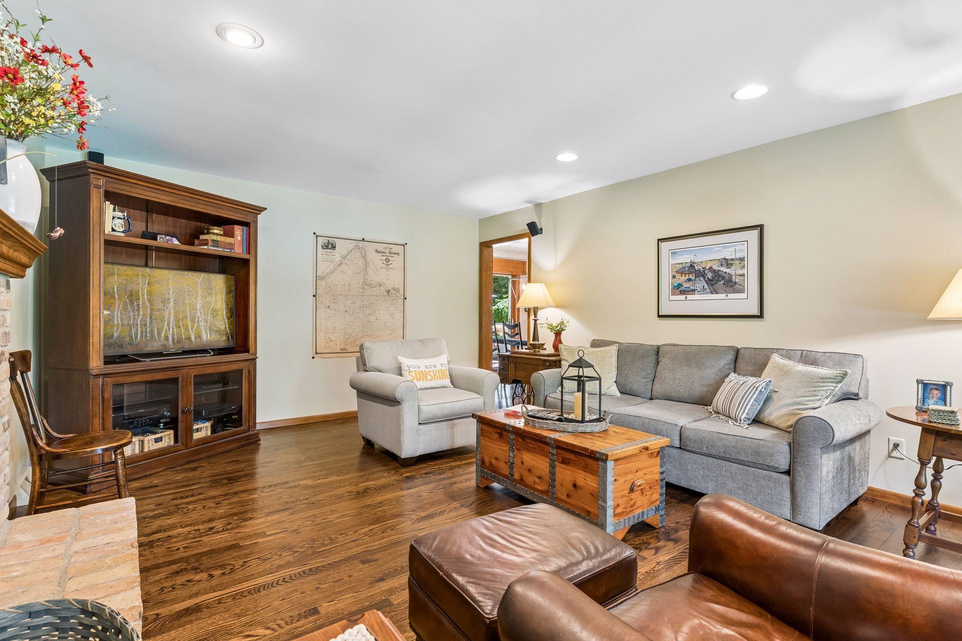 1359 Cherry Hill Road Mendota Heights, MN 55118 - Photo 15 of 37