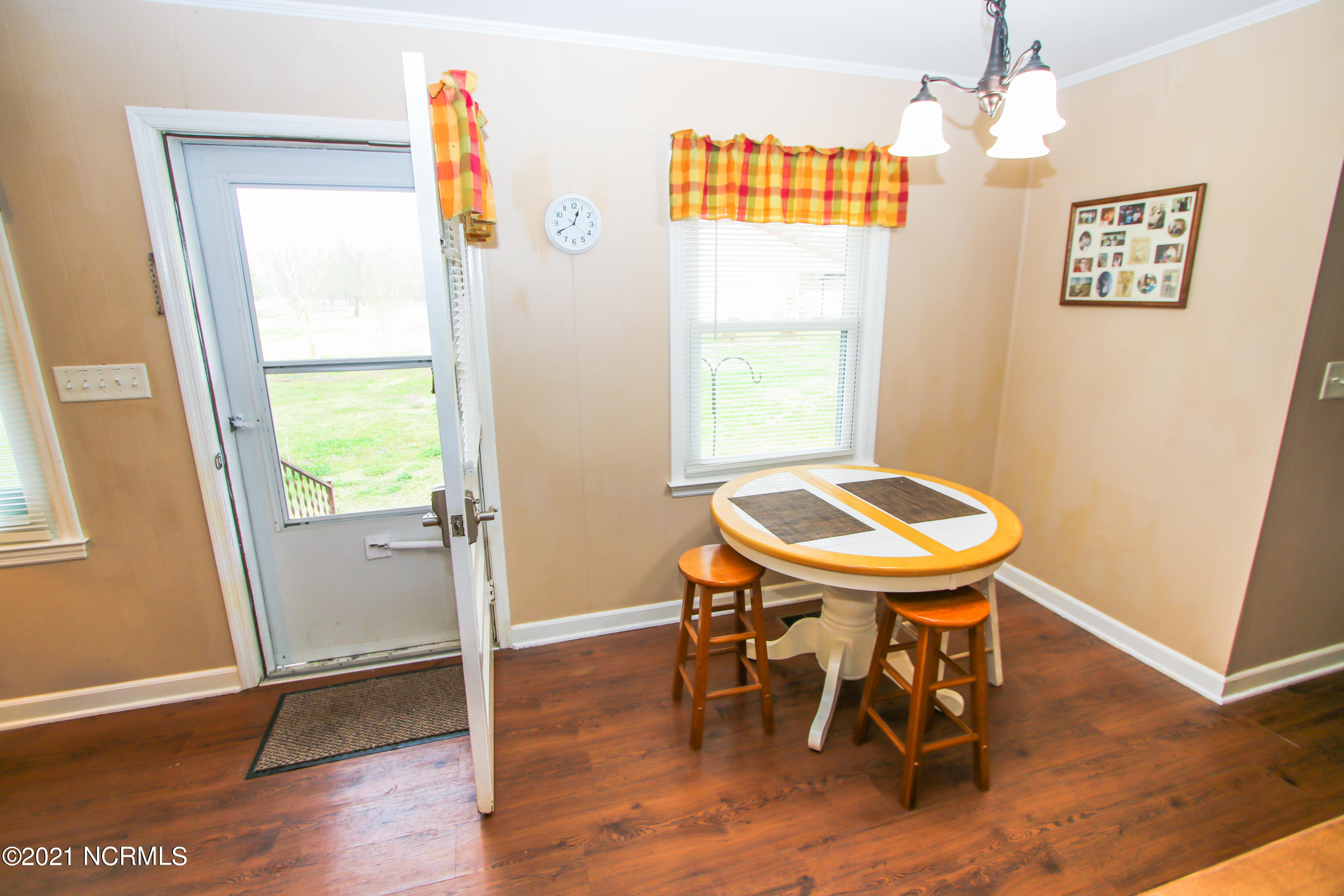780 Huffmantown Road Richlands, NC 28574 - Photo 11 of 29 LJ7A0213