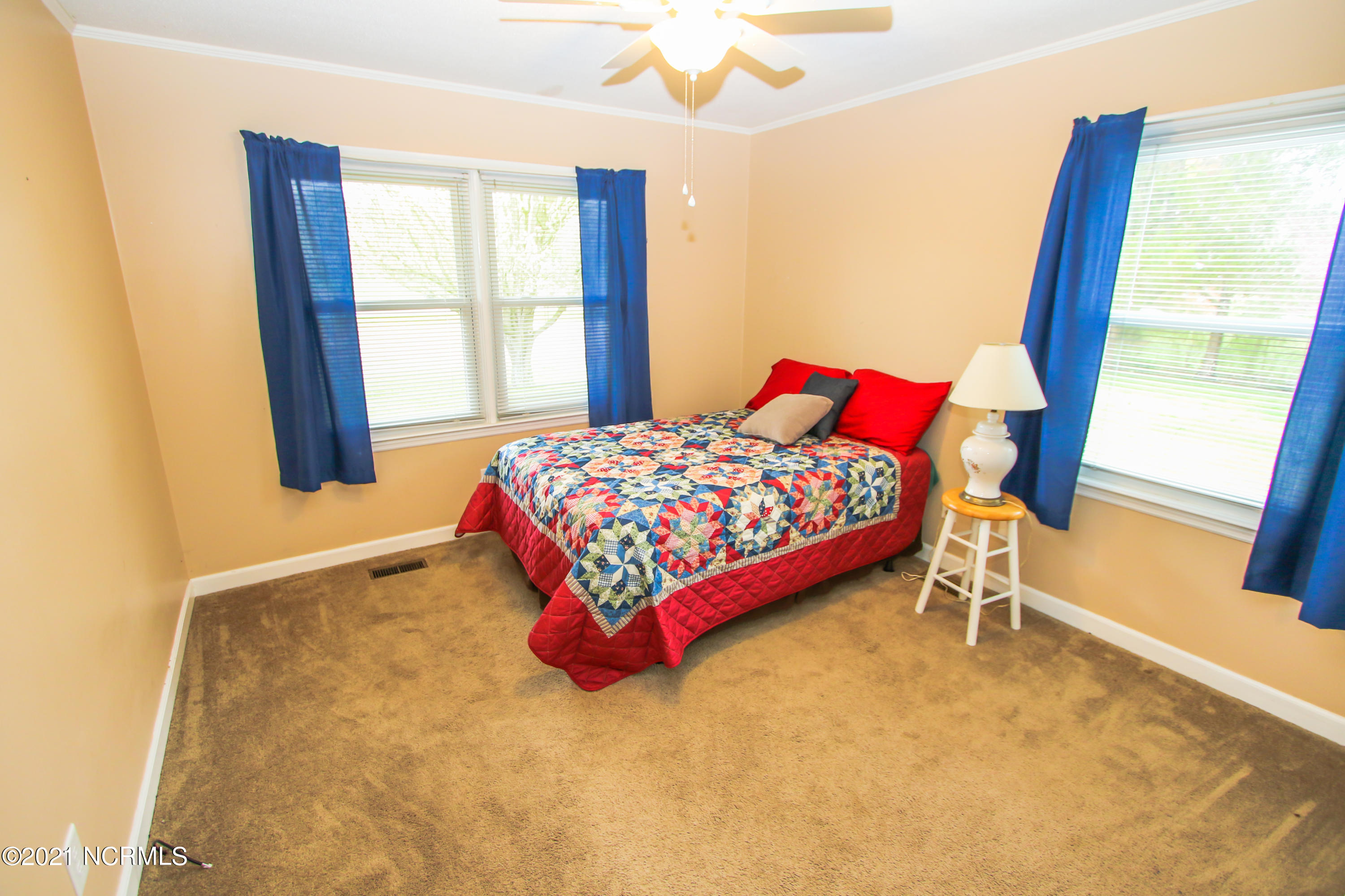 780 Huffmantown Road Richlands, NC 28574 - Photo 24 of 29 LJ7A0230