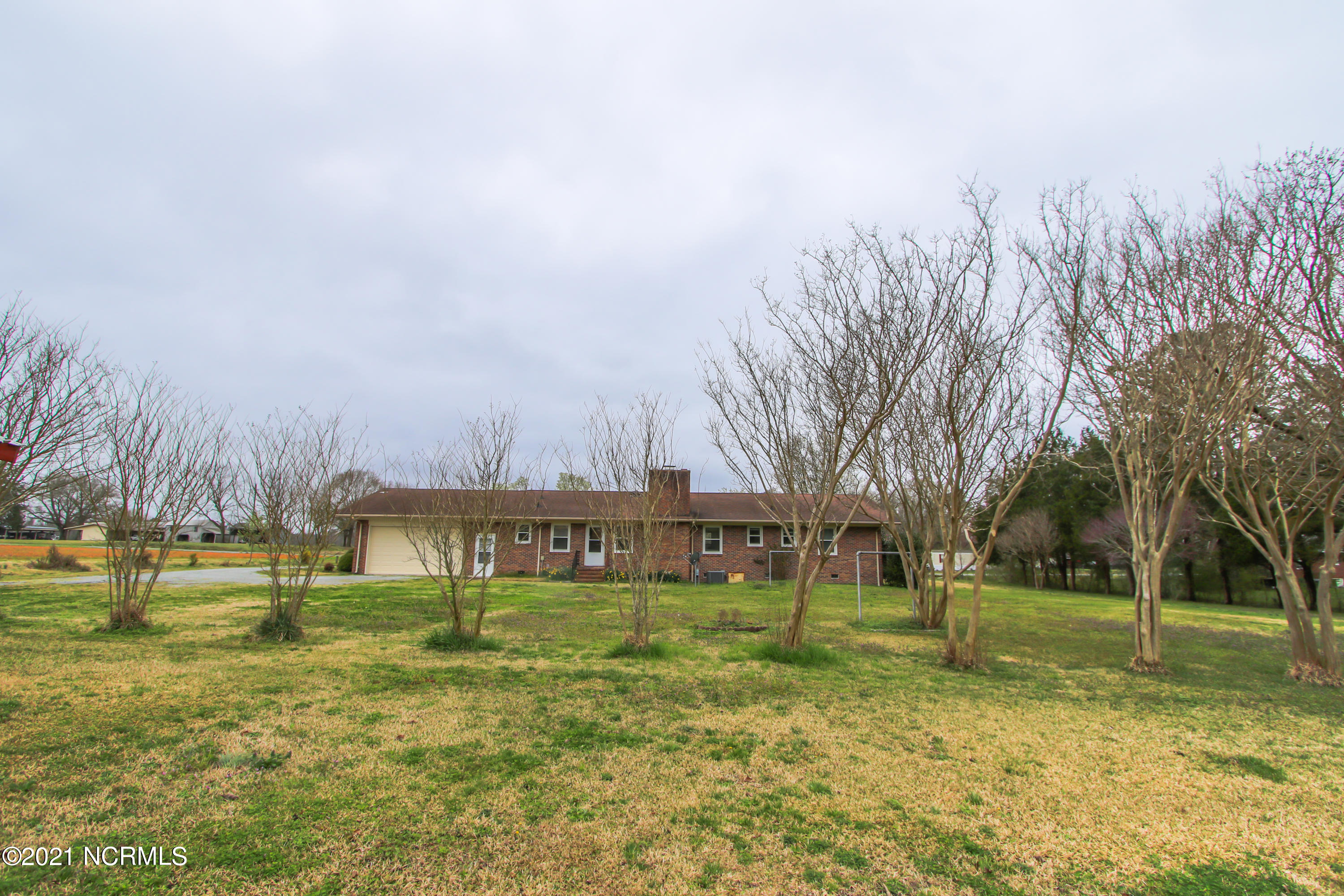 780 Huffmantown Road Richlands, NC 28574 - Photo 28 of 29 LJ7A0254
