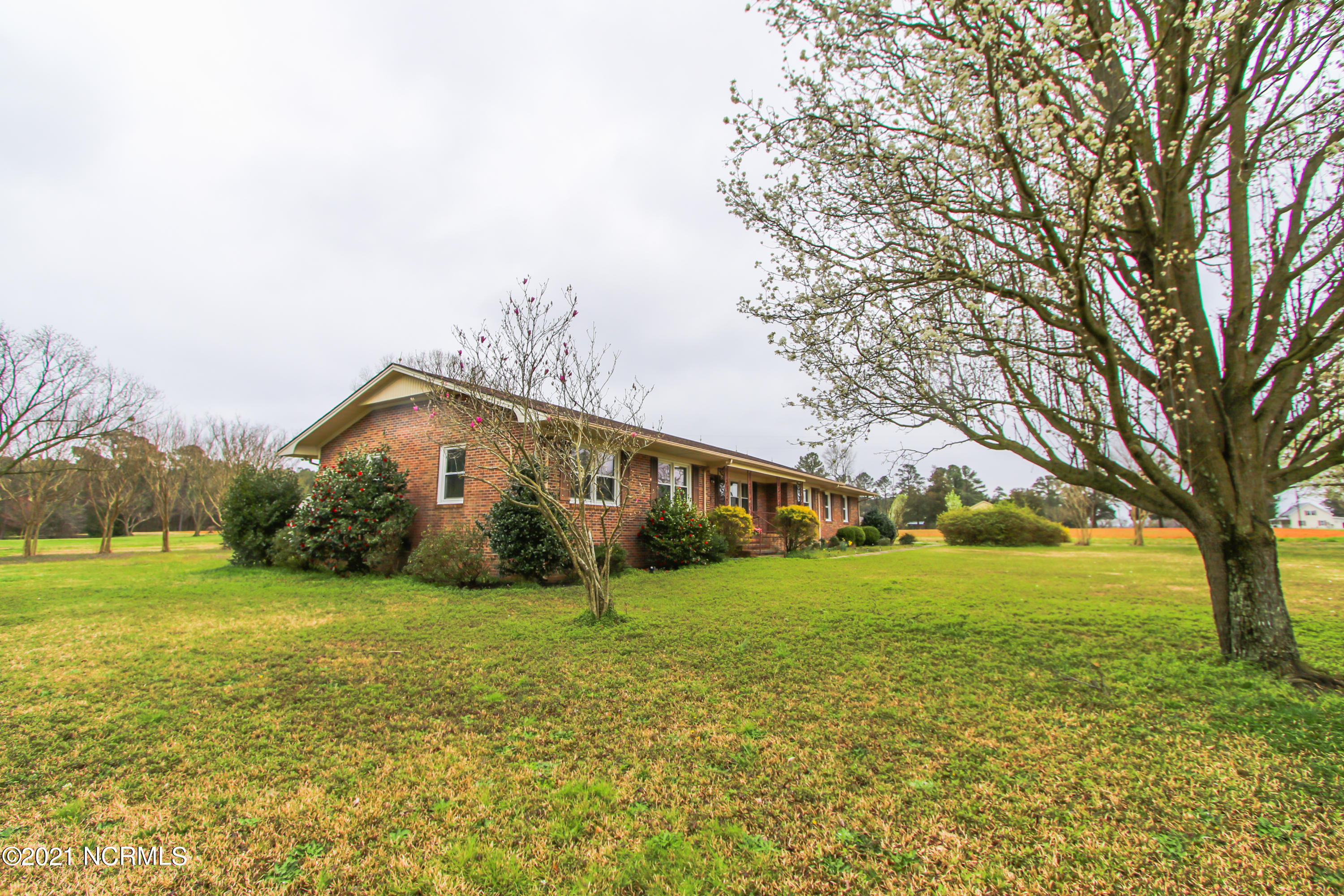 780 Huffmantown Road Richlands, NC 28574 - Photo 29 of 29 LJ7A0258
