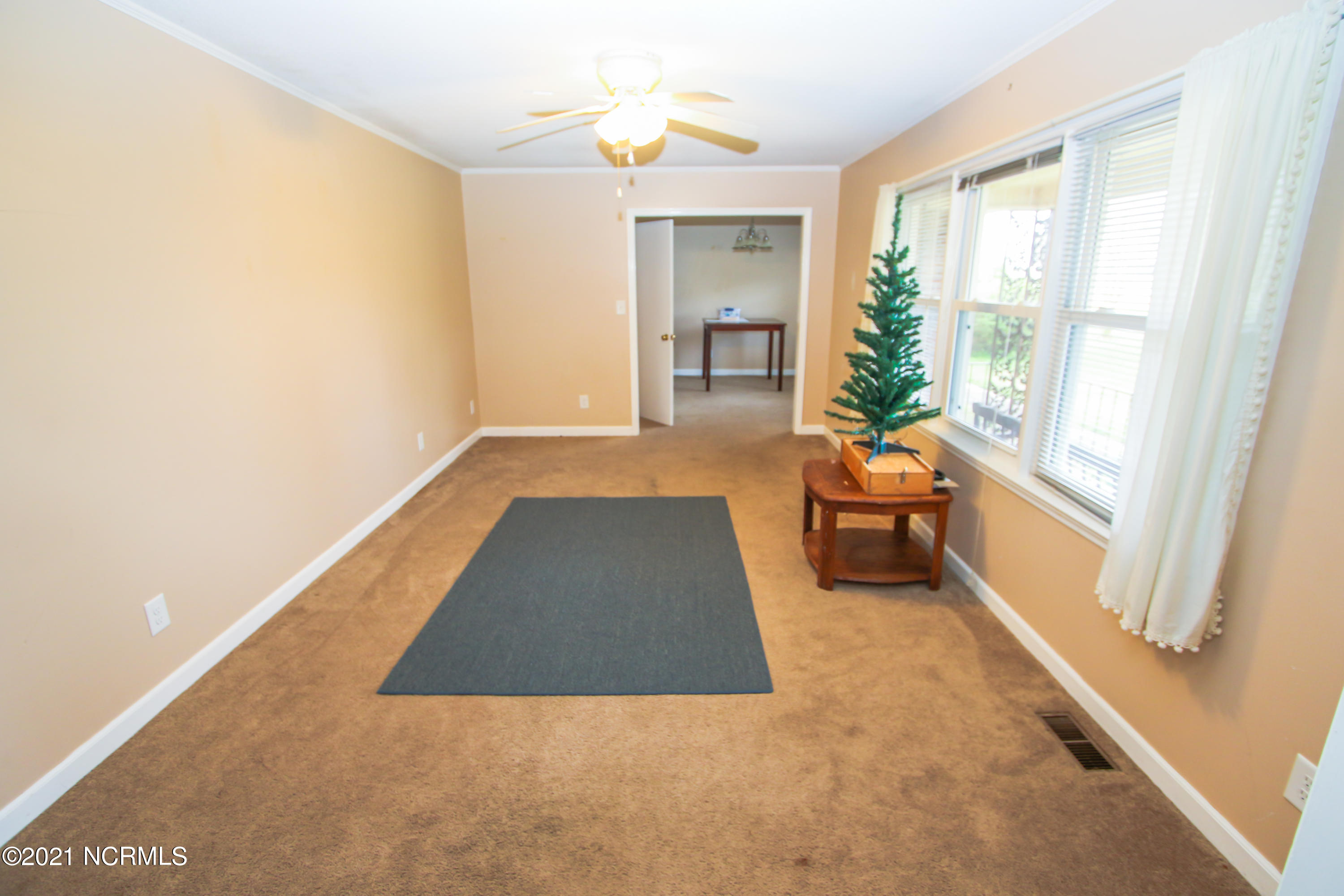 780 Huffmantown Road Richlands, NC 28574 - Photo 8 of 29 LJ7A0243