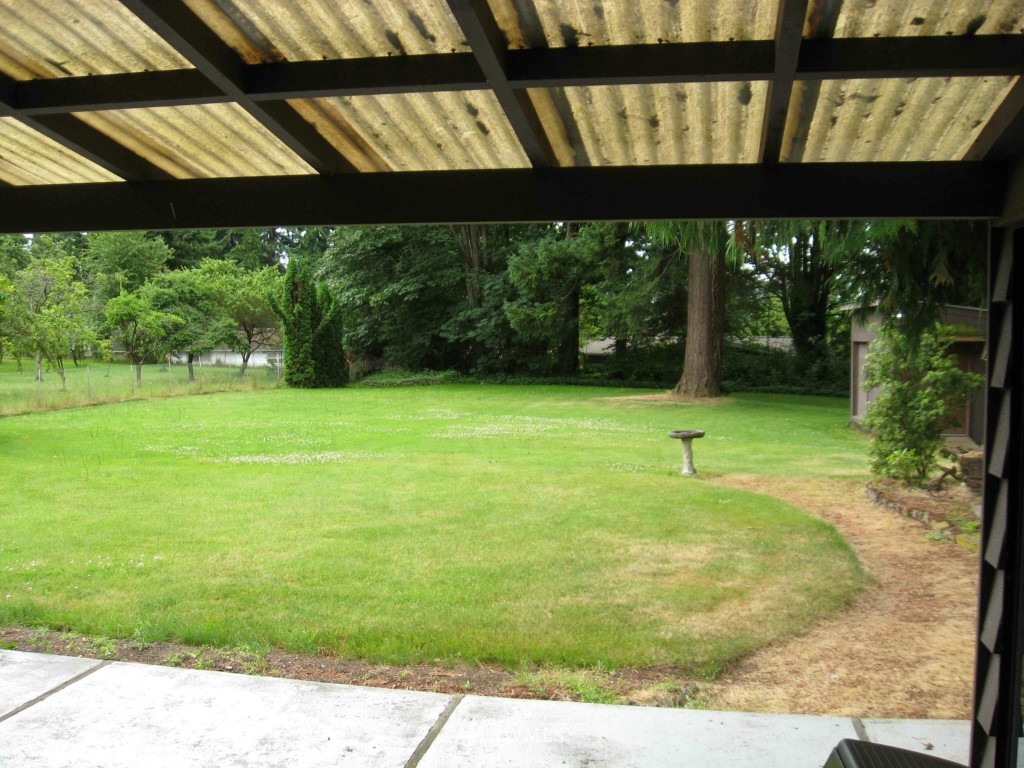 3517 Northeast 7th Street Renton, WA 98056 - Photo 3 of 7