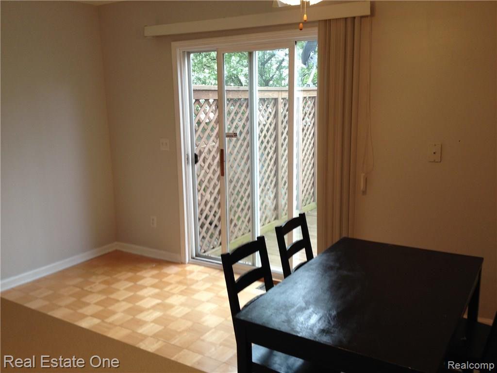 4937 Crooks Road Royal Oak, MI 48073 - Photo 8 of 15