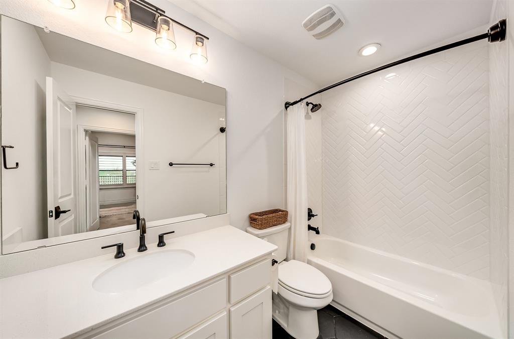 8288 Western The Colony, TX 75056 - Photo 23 of 40