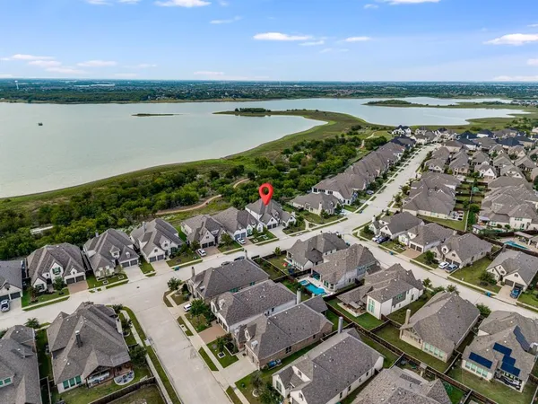 $5,500 | 8288 Western, The Colony, TX 75056