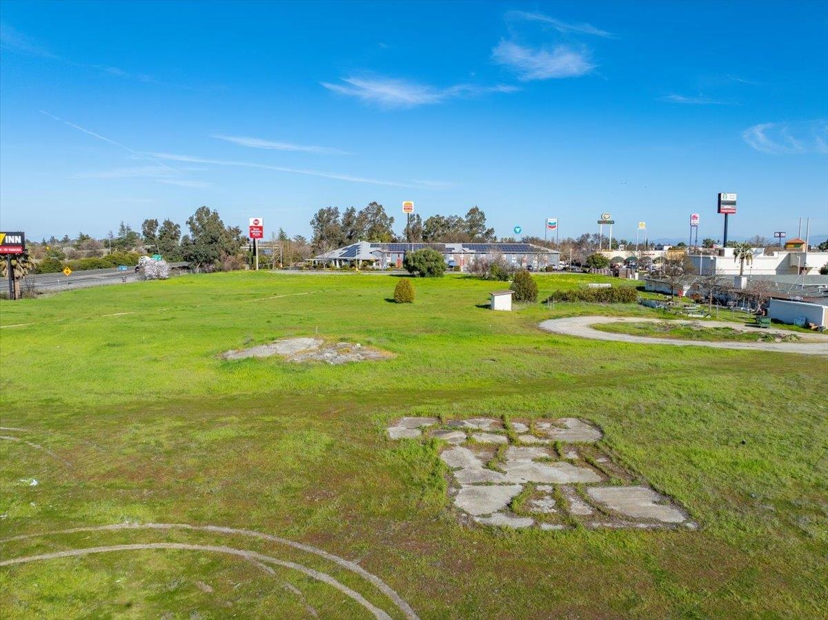 1075 Highway 99 West Corning, CA 96021 - Photo 10 of 11