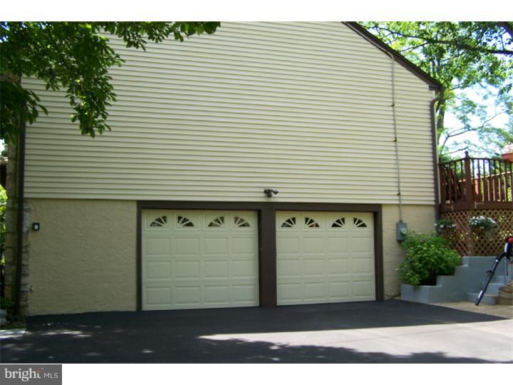 204 Knoll Road Wallingford, PA 19086 - Photo 2 of 25 Exterior Side