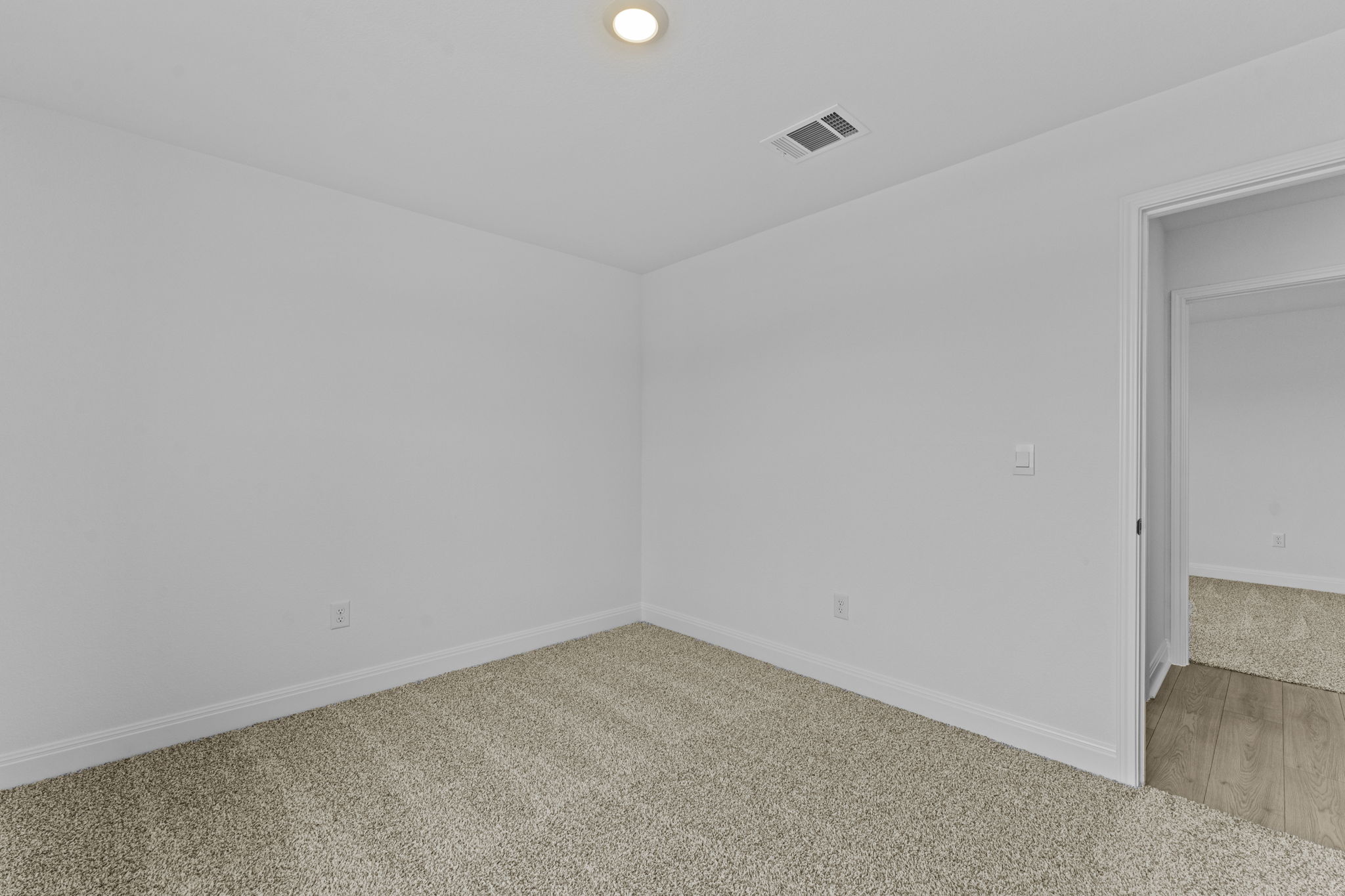 252 Rivers Edge Drive Georgetown, TX 78628 - Photo 10 of 39