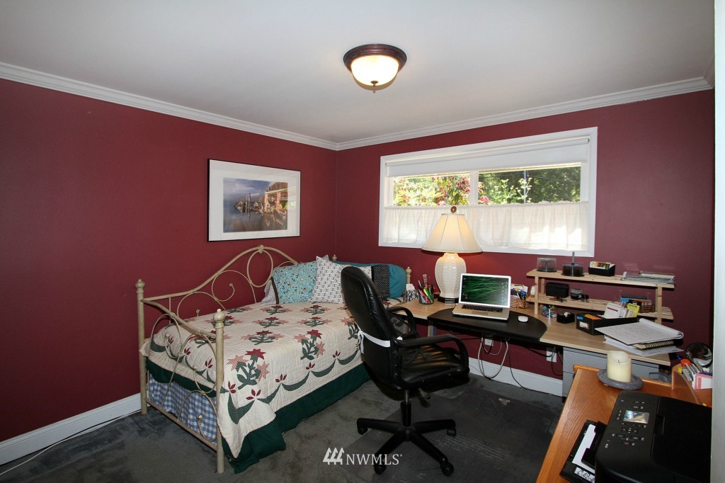 19122 2nd Avenue Southeast Bothell, WA 98012 - Photo 8 of 18