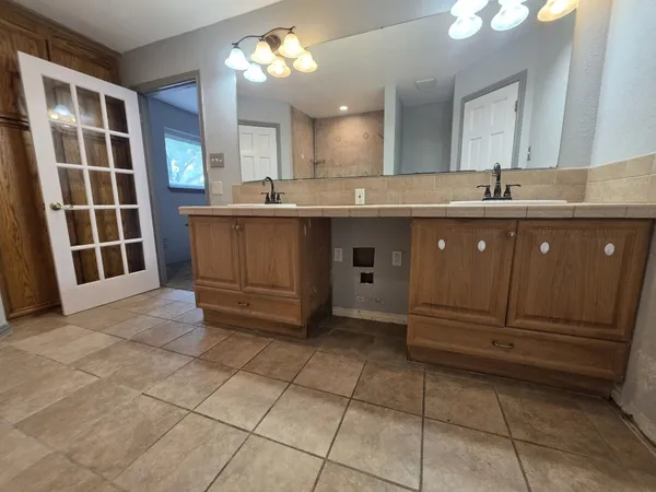 $219,900 | 2714 Westfield Street, Alvin, TX 77511