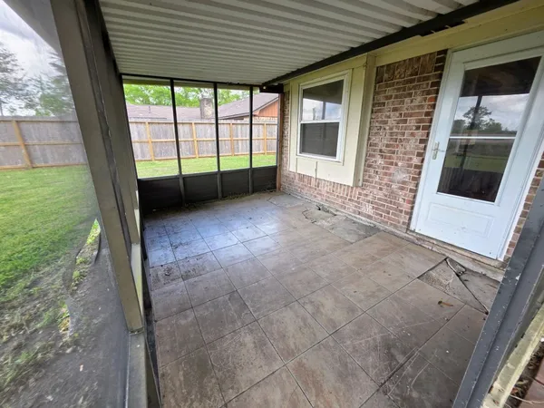$219,900 | 2714 Westfield Street, Alvin, TX 77511