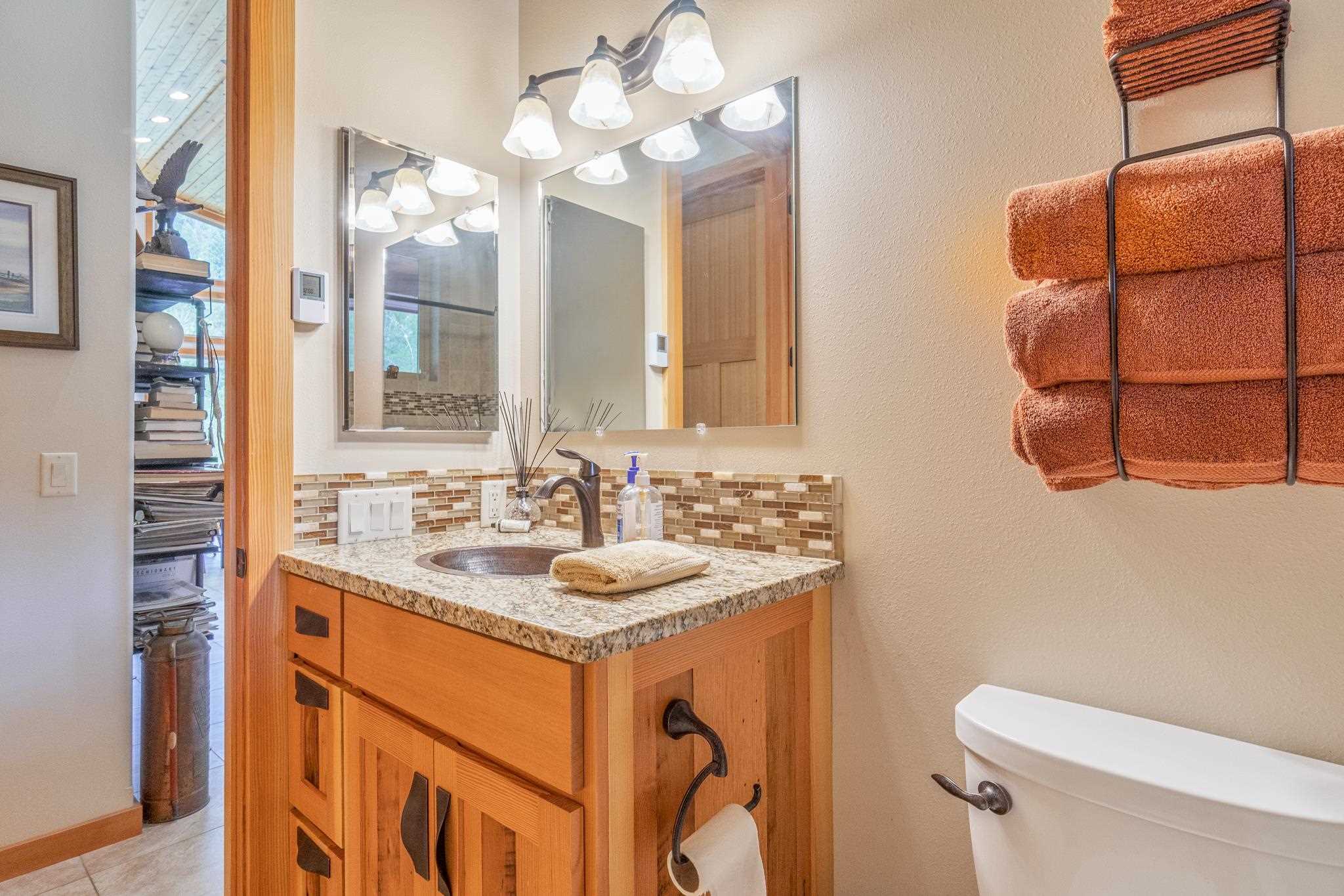 32 First Thought Loop Laurier, WA 99146 - Photo 7 of 45 Gallery Image 7