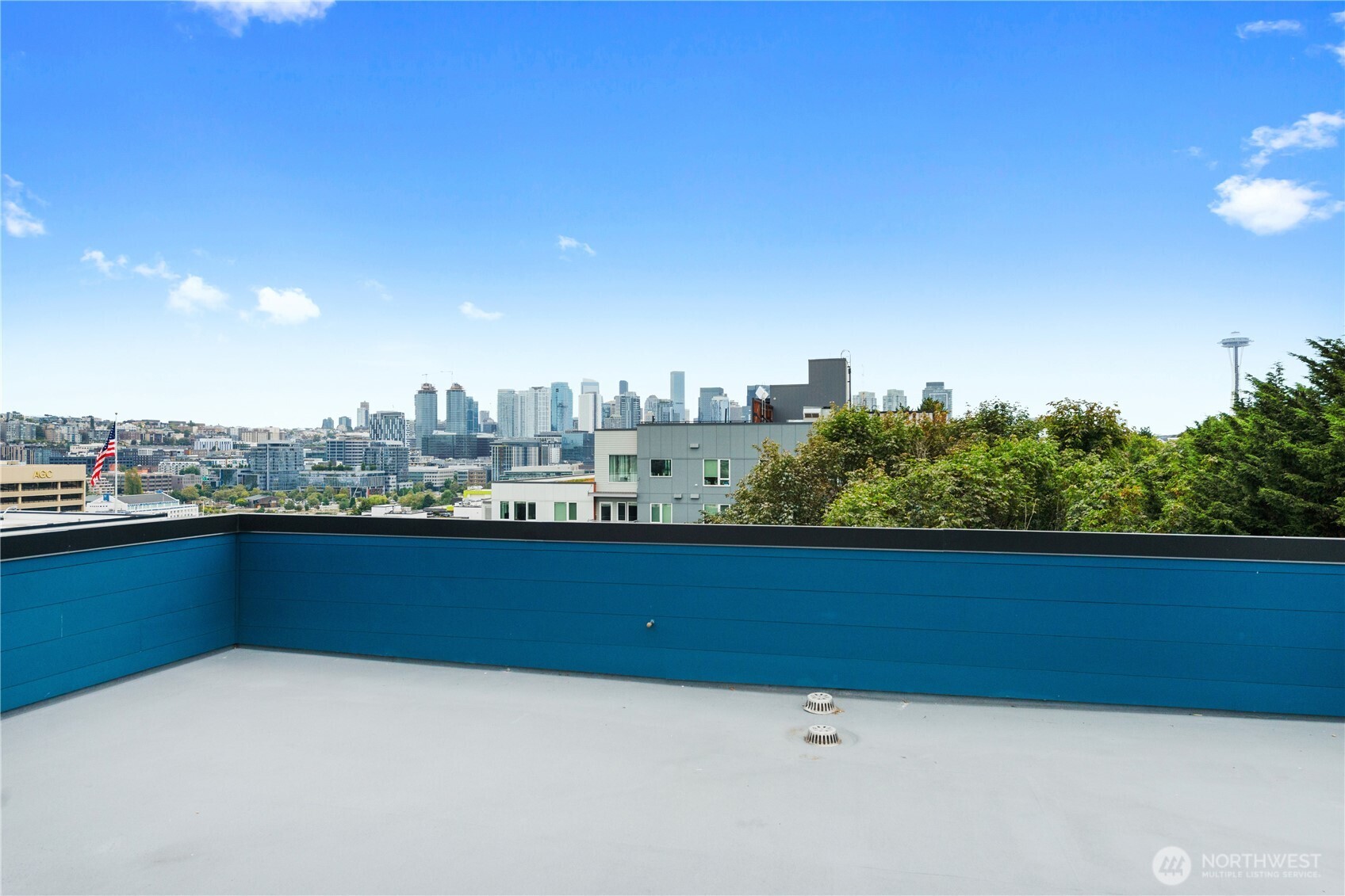 701 Galer Street, Unit 813 Seattle, WA 98109 - Photo 38 of 40