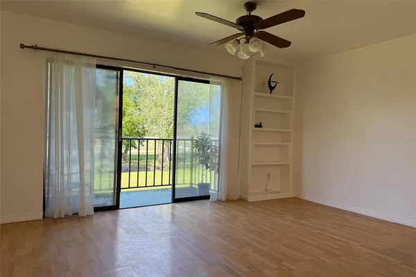 $895 | 1500 Virginia Avenue, Unit 209, Daytona Beach, FL 32114