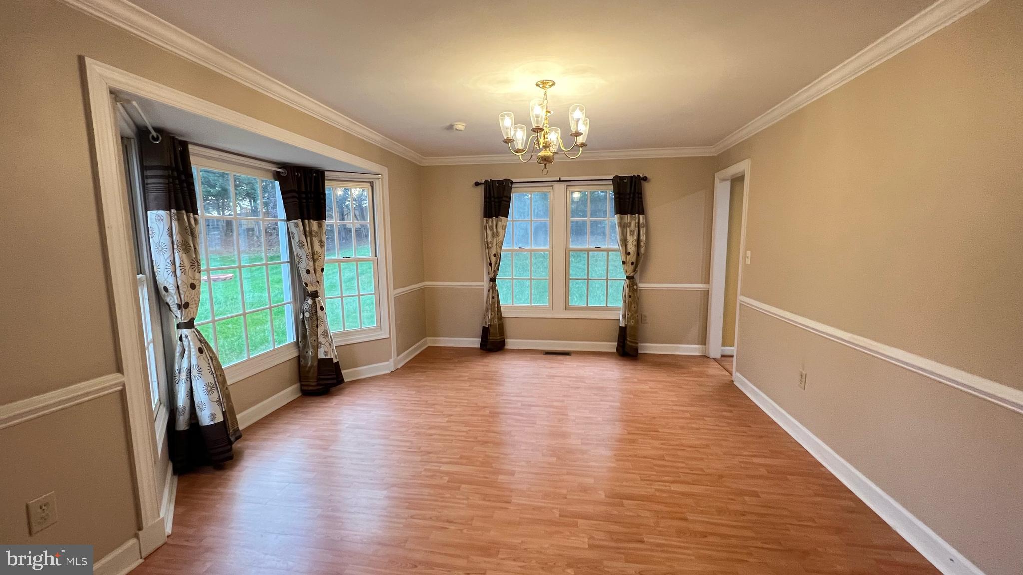 9531 Kings Grant Road Laurel, MD 20723 - Photo 7 of 31 Gallery Image 7
