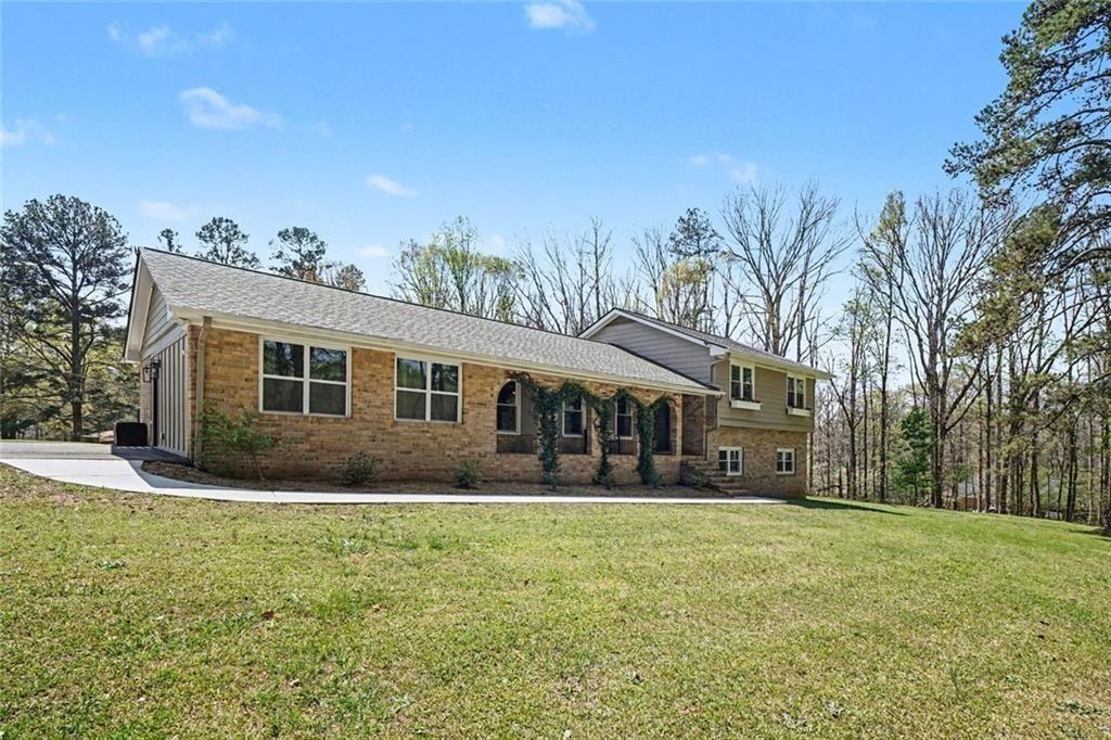 1311 Austin Road Winder, GA 30680 - Photo 2 of 43