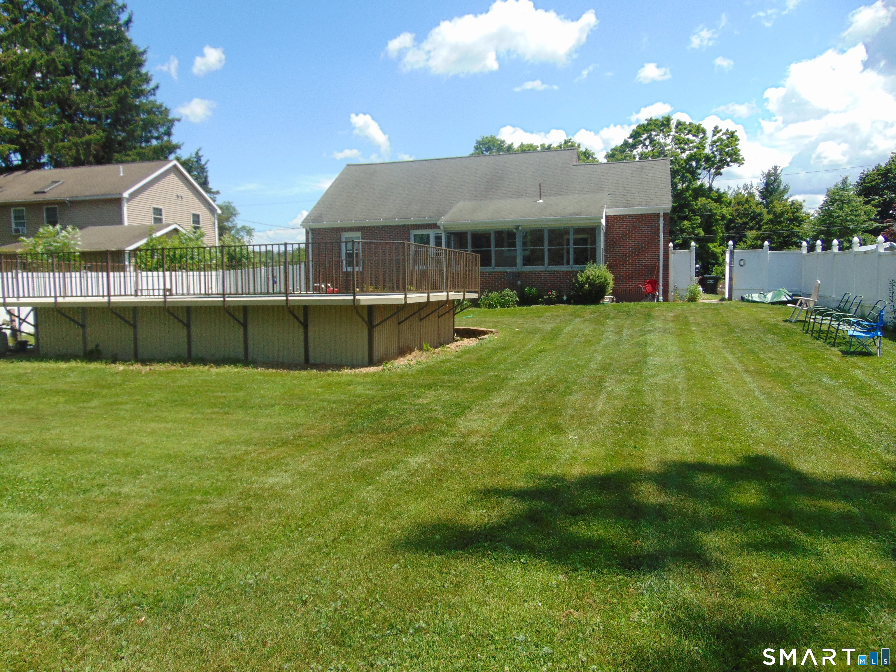 9 Grantham Road Wallingford, CT 06492 - Photo 7 of 29