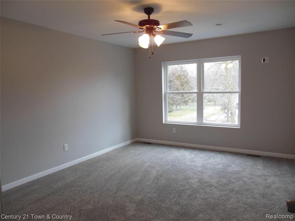3298 Harrison Avenue Rochester Hills, MI 48307 - Photo 13 of 30