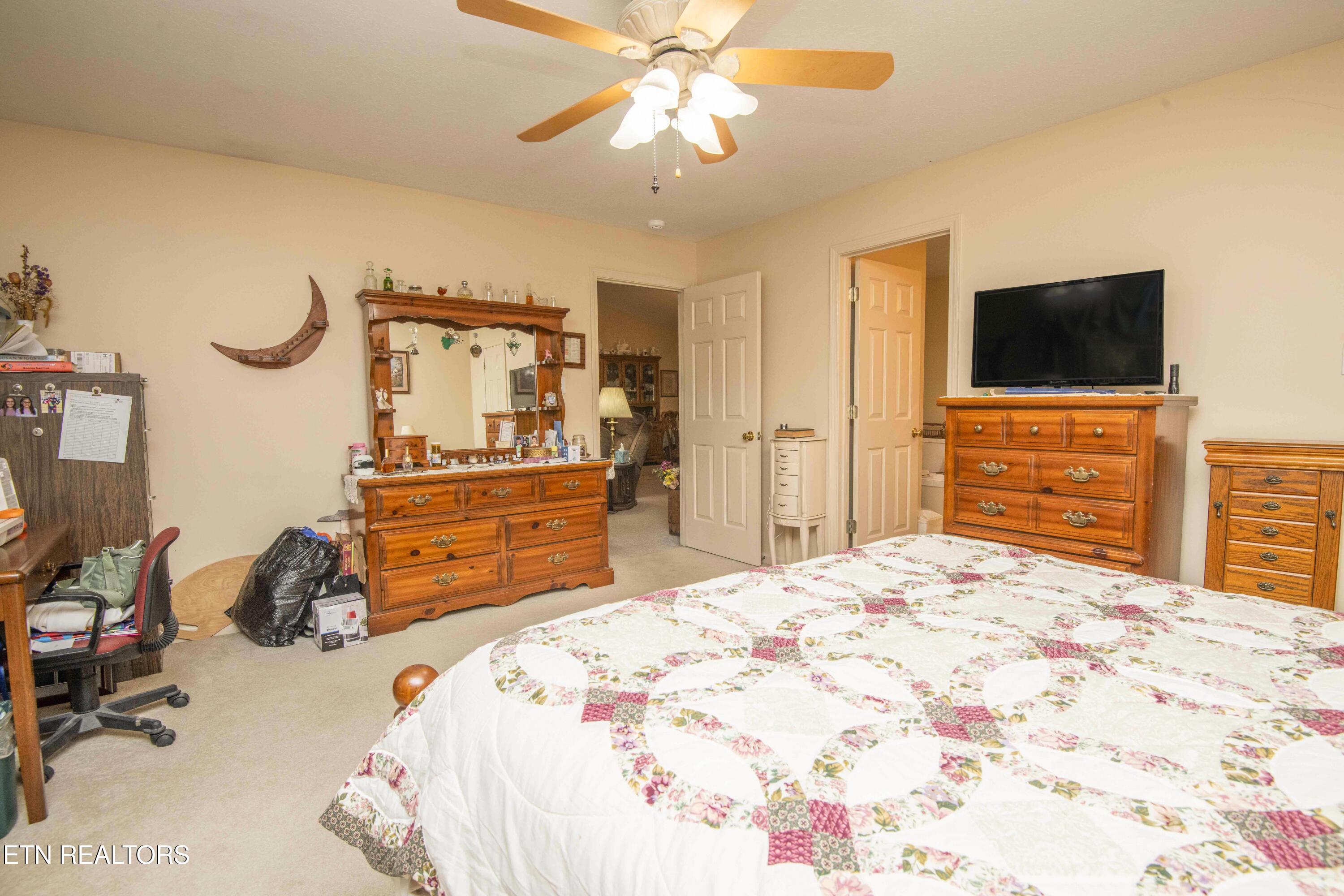 1217 Topside Road Louisville, TN 37777 - Photo 14 of 32 master bed_1