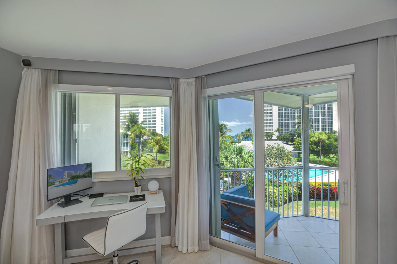 2730 Banyan Road, Unit 33B Boca Raton, FL 33432 - Photo 15 of 35 17-Living-Room