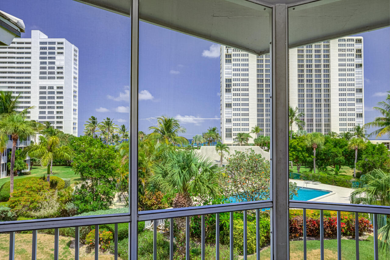 2730 Banyan Road, Unit 33B Boca Raton, FL 33432 - Photo 16 of 35 18-Water-Front-View-East-View