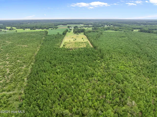 $269,900 | 1406 Lone Ranch Lane, Fountain, NC 27829