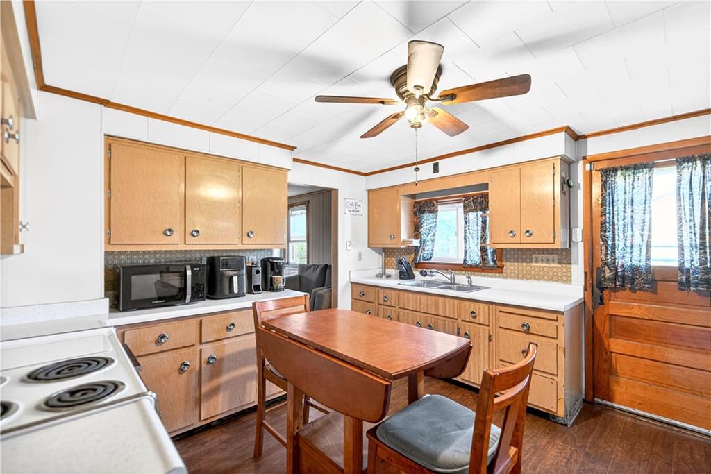 226 Kangaroo Hill Road Lowber, PA 15660 - Photo 7 of 34 Gallery Image 7