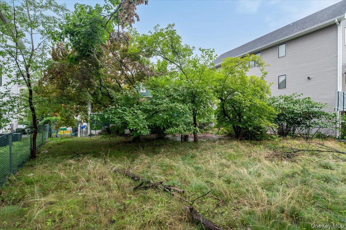 72 Twin Avenue Spring Valley, NY 10977 - Photo 21 of 23