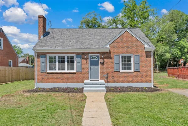 $189,000 | 2622 Bowman Street Northwest, Roanoke, VA 24012
