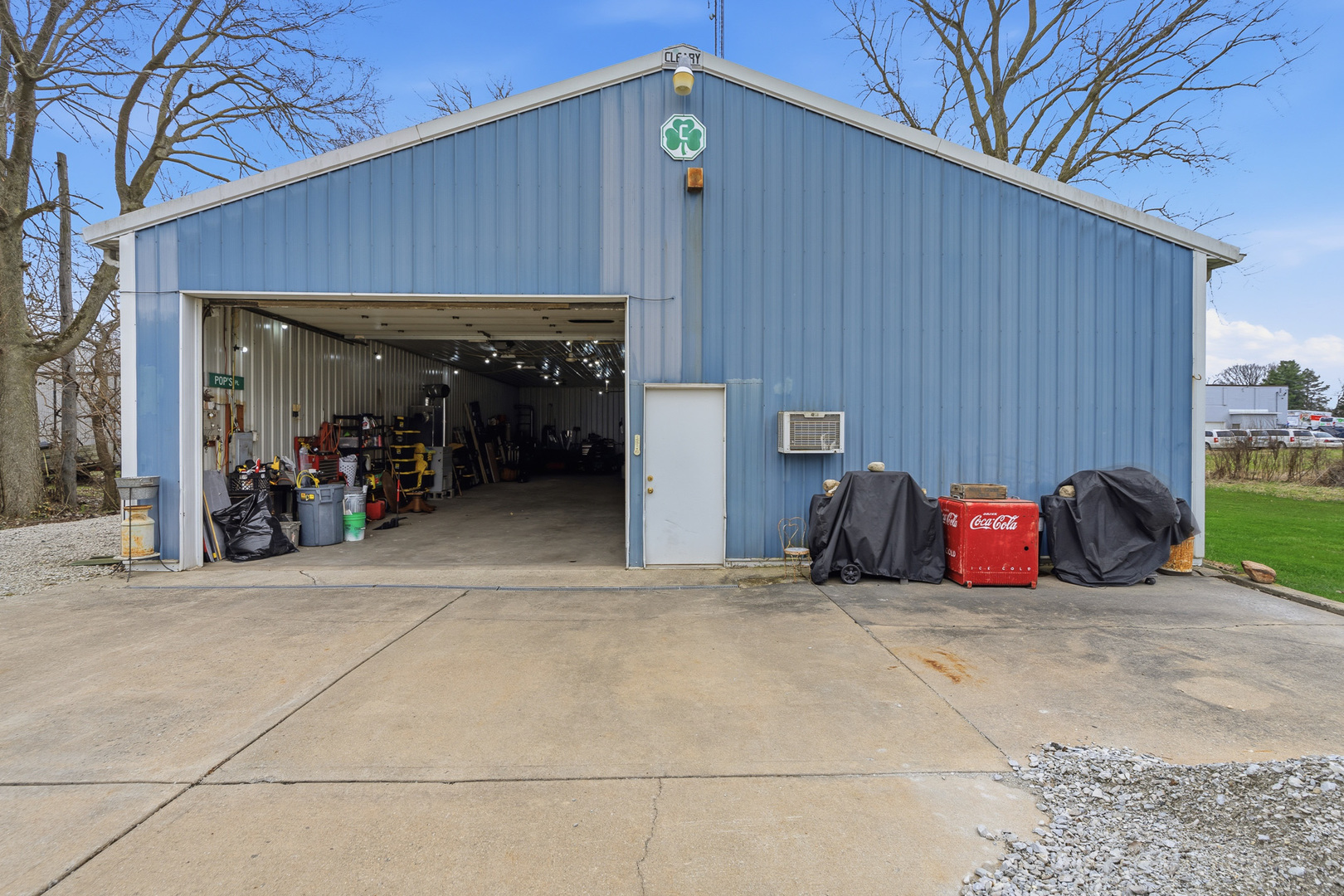 310 Godfrey Avenue Lockport, IL 60441 - Photo 2 of 65 a view of a garage