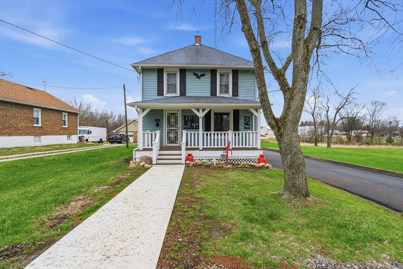 310 Godfrey Avenue Lockport, IL 60441 - Photo 59 of 65 a front view of a house with a yard