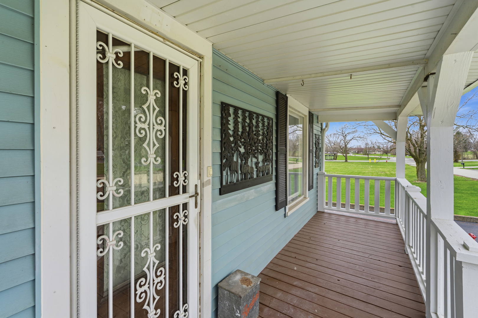 310 Godfrey Avenue Lockport, IL 60441 - Photo 62 of 65 a view of a balcony with wooden floor
