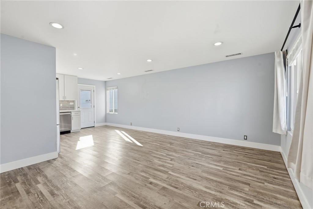 2516 185th Street Redondo Beach, CA 90278 - Photo 8 of 26