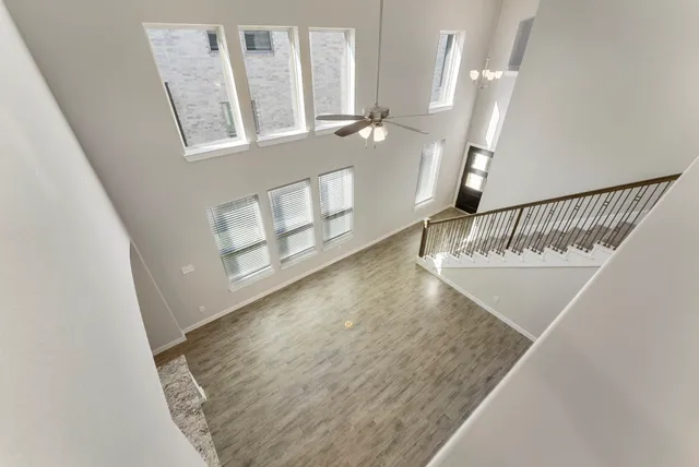 a view of entryway and hall